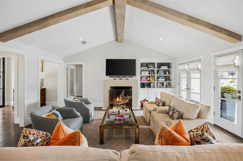 7114 Azalea Lane Dallas, TX 75230 - Photo 5 of 40