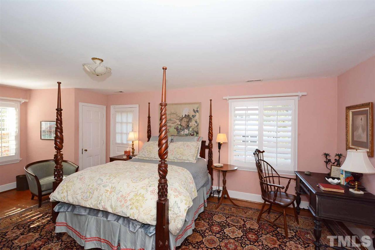2400 Anderson Drive Raleigh, NC 27608 - Photo 17 of 25