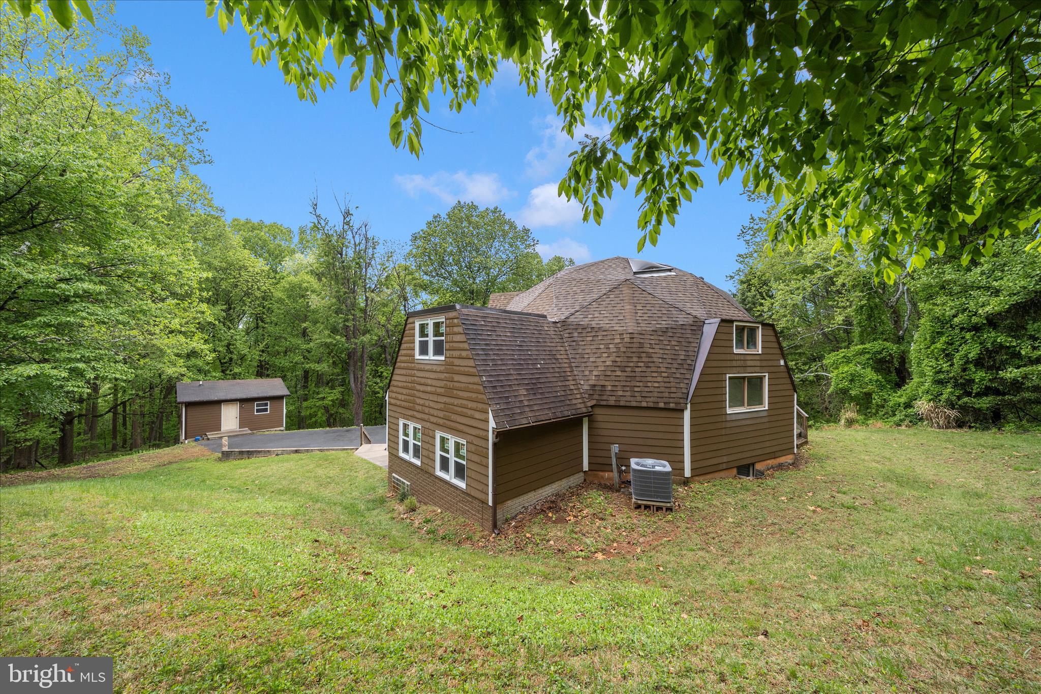 2813 Fry Road Jefferson, MD 21755 - Photo 43 of 51 Exterior Back