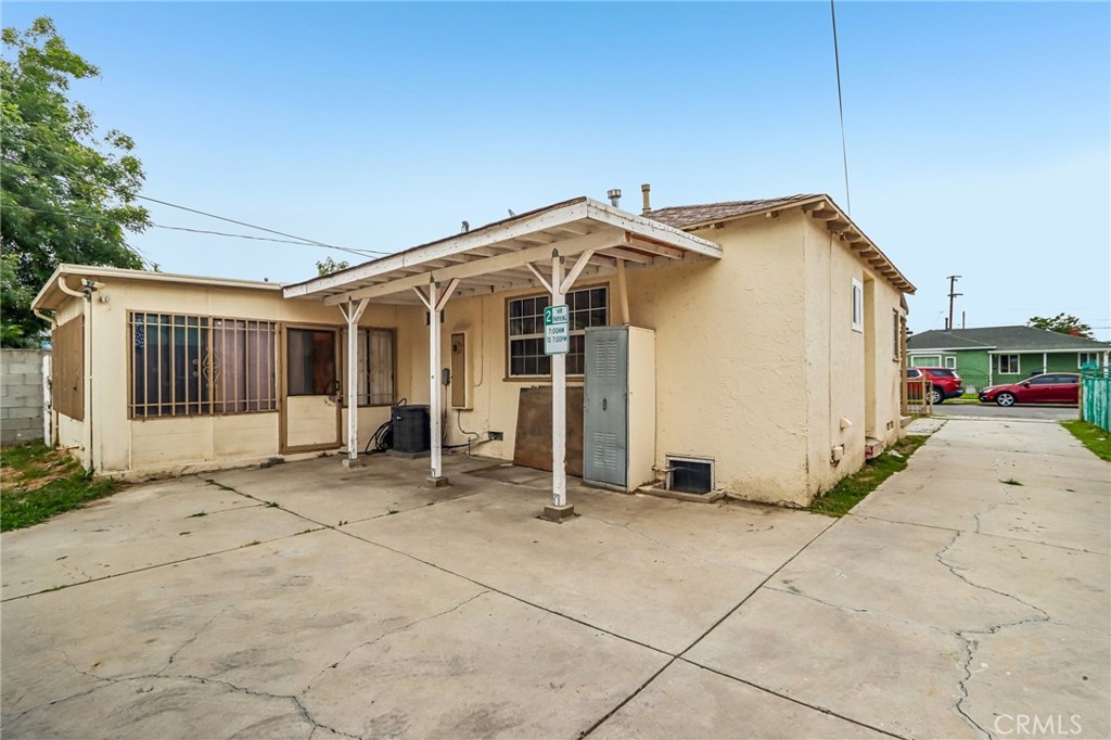 311 North Locust Avenue Compton, CA 90221 - Photo 24 of 38