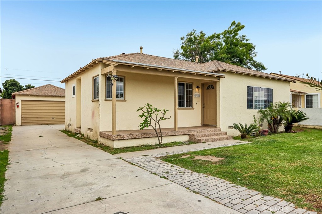 311 North Locust Avenue Compton, CA 90221 - Photo 3 of 38