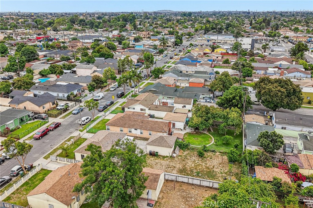 311 North Locust Avenue Compton, CA 90221 - Photo 32 of 38