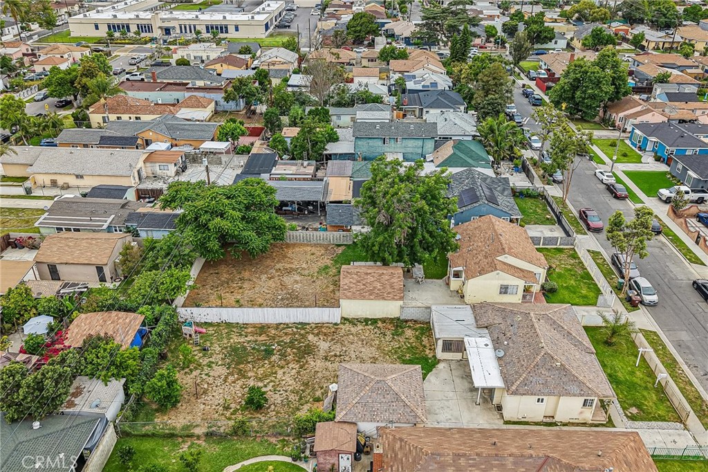 311 North Locust Avenue Compton, CA 90221 - Photo 37 of 38