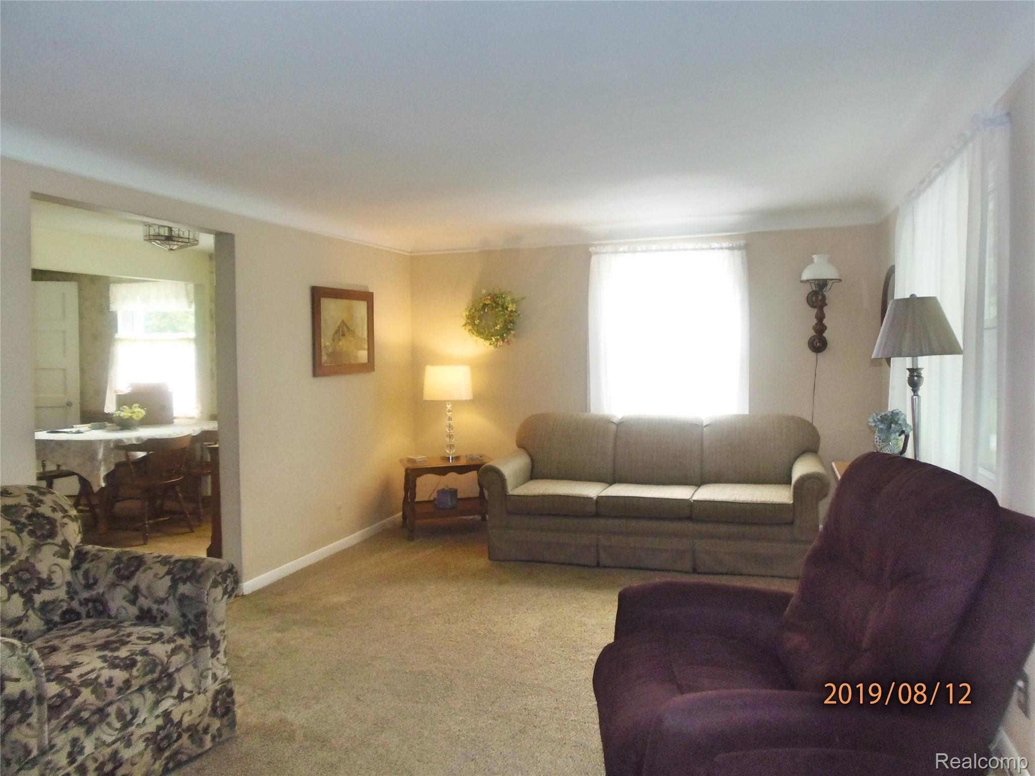 2172 Byron Road Howell, MI 48855 - Photo 7 of 16 BLR.jpg