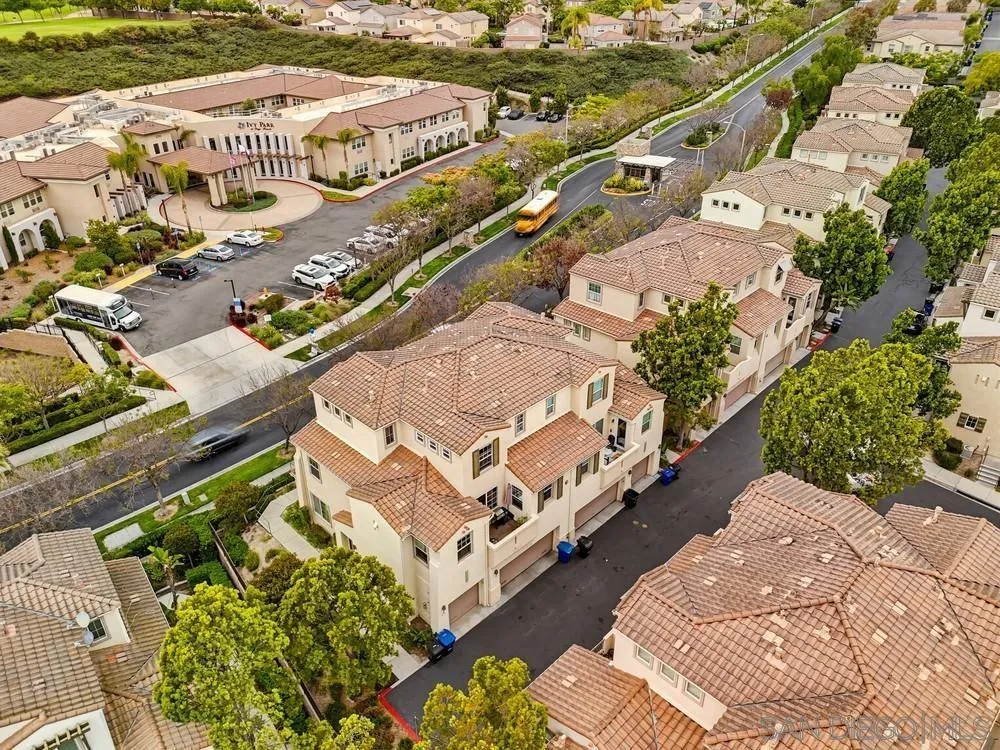 1298 Fools Gold Way, Unit 1 Chula Vista, CA 91913 - Photo 31 of 53
