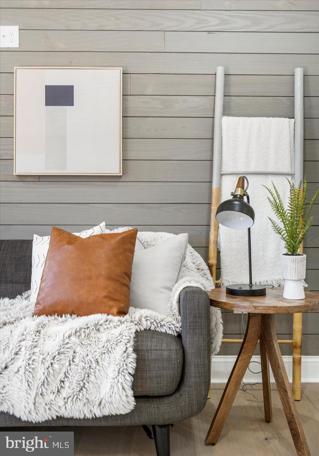 1336 Silverthorne Road Baltimore, MD 21239 - Photo 7 of 41