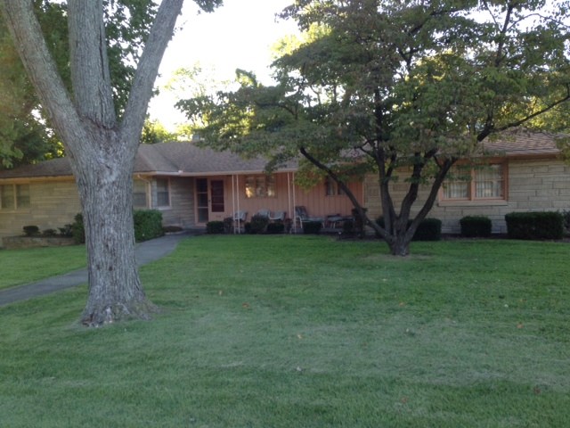 2140 Ridge Road Vincennes, IN 47591 - Photo 5 of 19 Gallery Image 5
