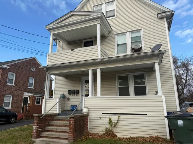$2,200 | 21 Ardmore Street, Fairfield, CT 06824