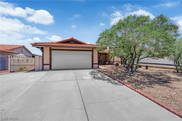 $373,000 | 350 Tangerine Court, Henderson, NV 89015