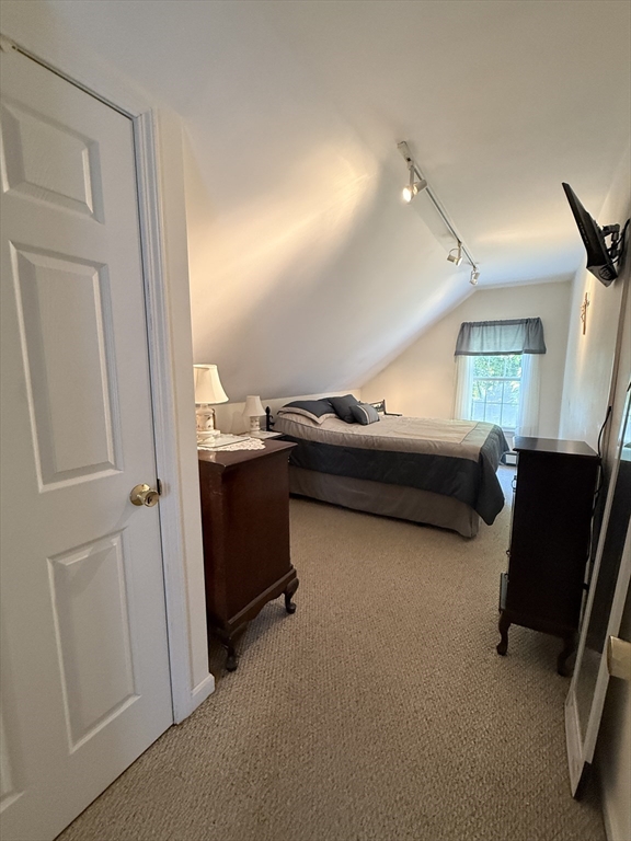 5 Main Street, Unit 4 Upton, MA 01568 - Photo 15 of 27