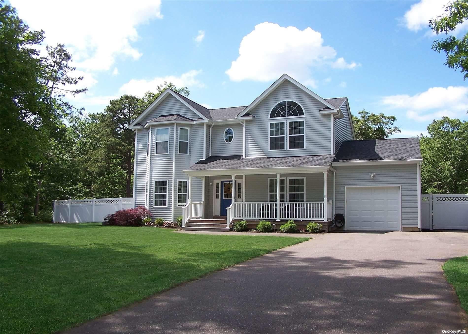 73 Gull Dip Road Ridge, NY 11961 - Photo 1 of 1