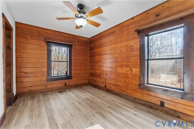 $349,900 | 45 Morningside Road, Cartersville, VA 23027