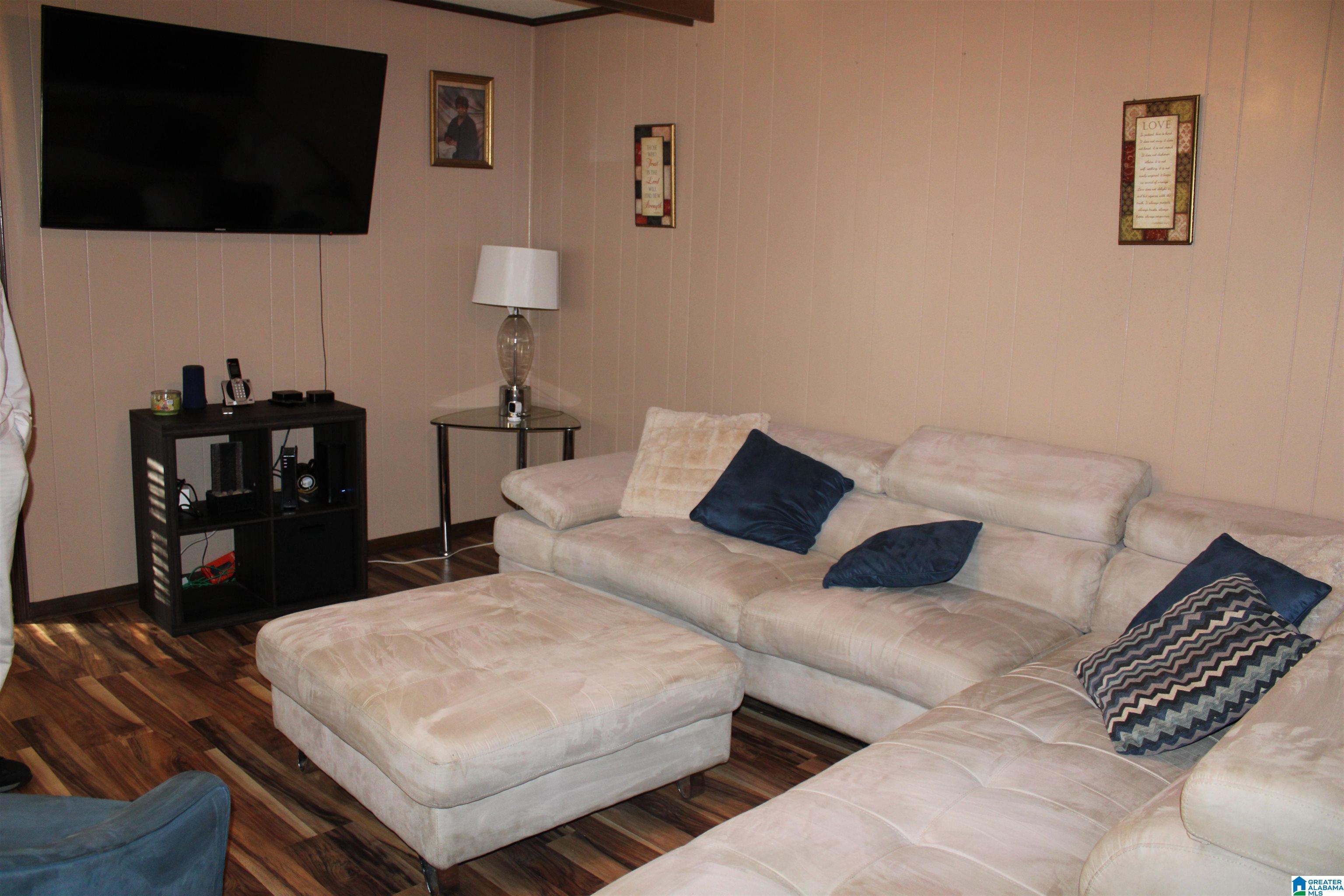 998 Ridgewood Circle Birmingham, AL 35235 - Photo 6 of 8