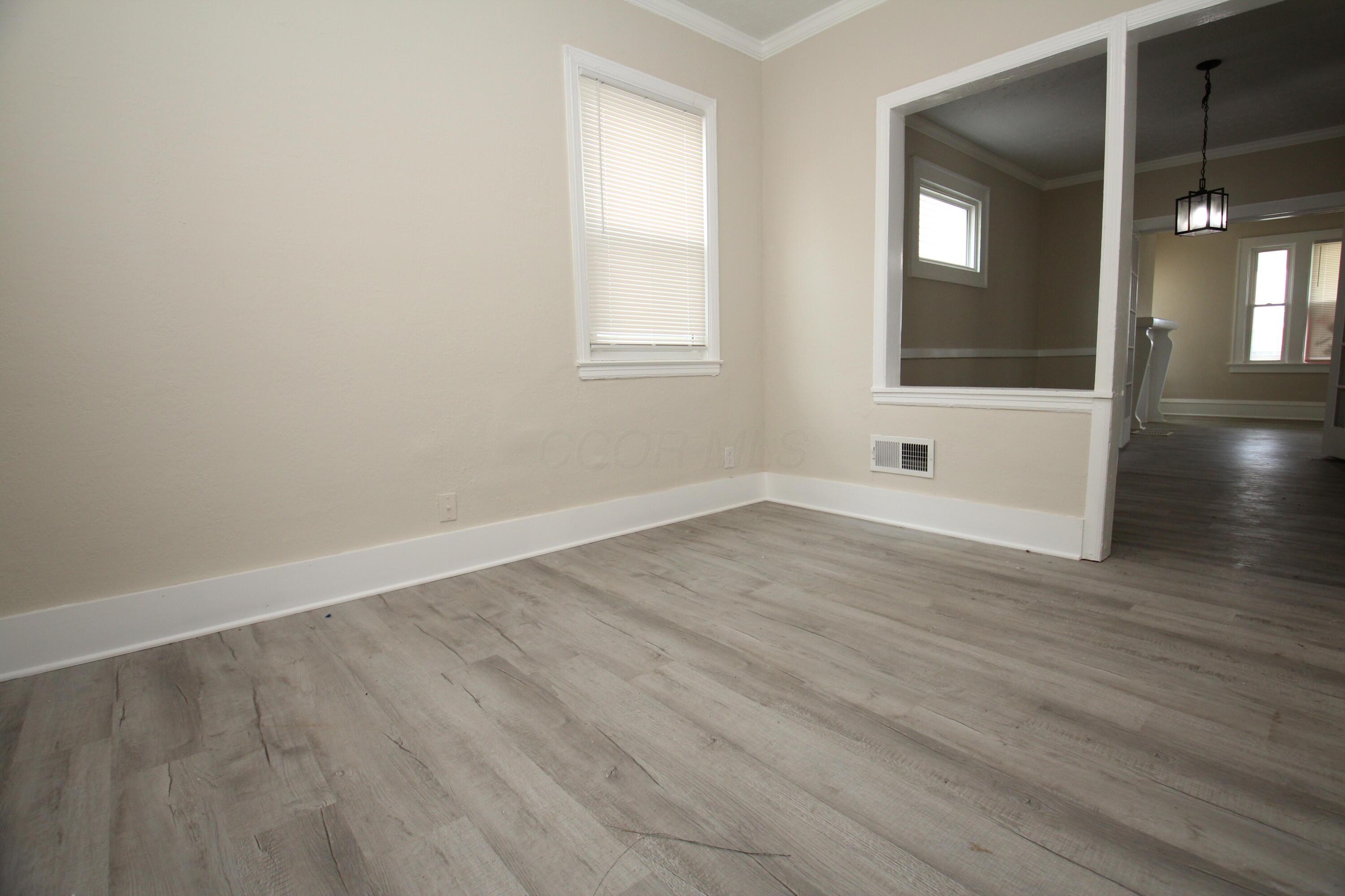 711 Berkeley Road Columbus, OH 43205 - Photo 6 of 25