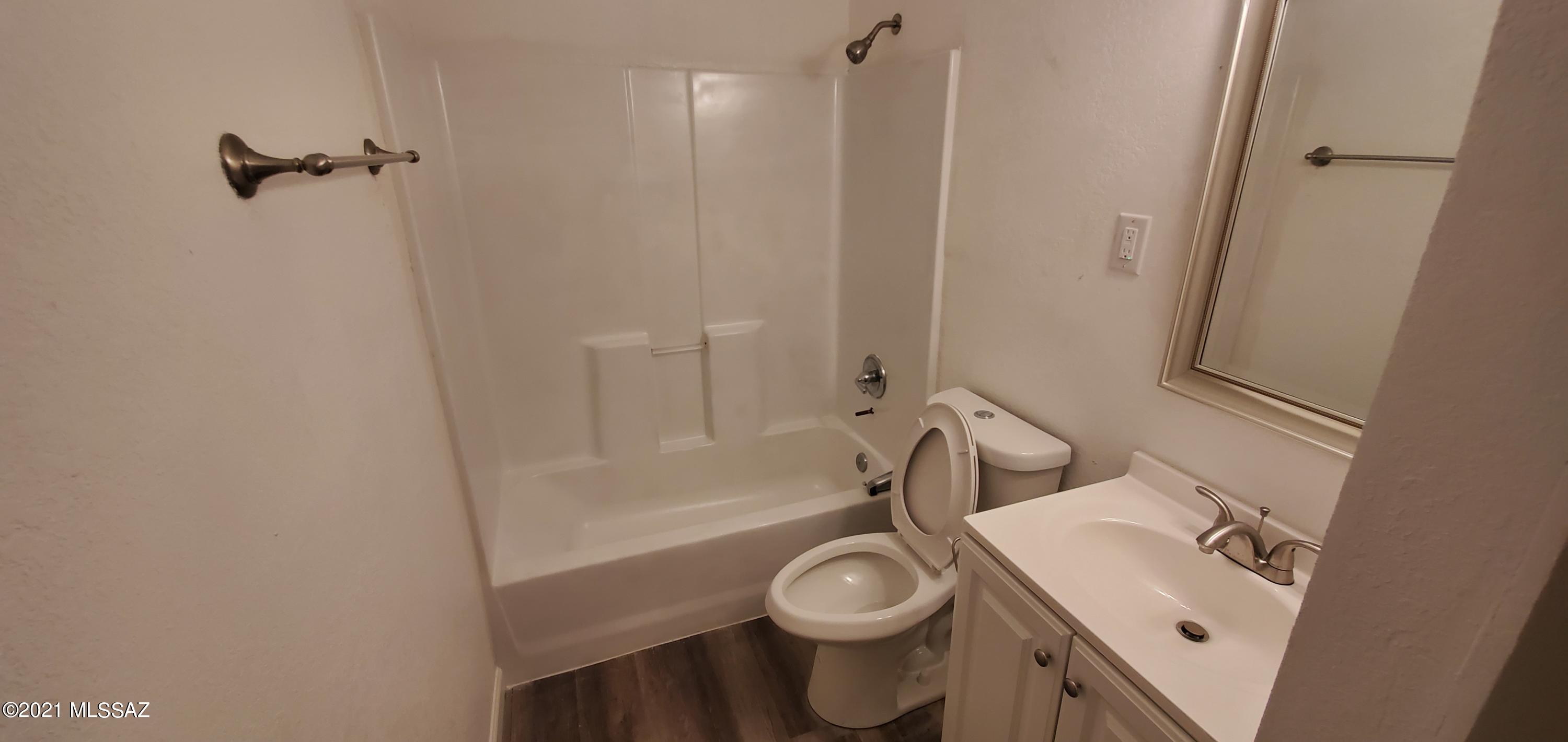 102 East Elvado Road Tucson, AZ 85756 - Photo 21 of 37 Gallery Image 21