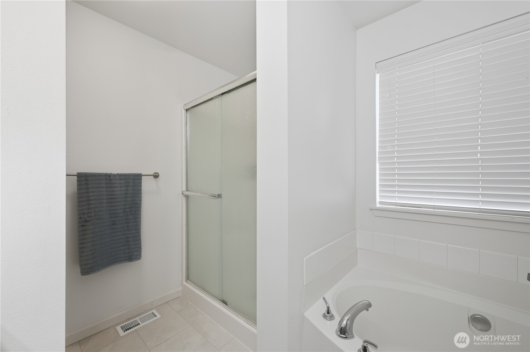 23401 79th Avenue East Graham, WA 98338 - Photo 28 of 38