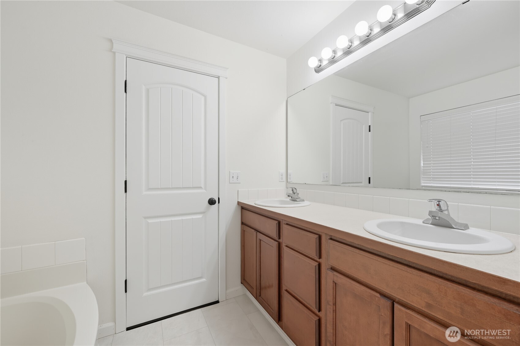 23401 79th Avenue East Graham, WA 98338 - Photo 30 of 38