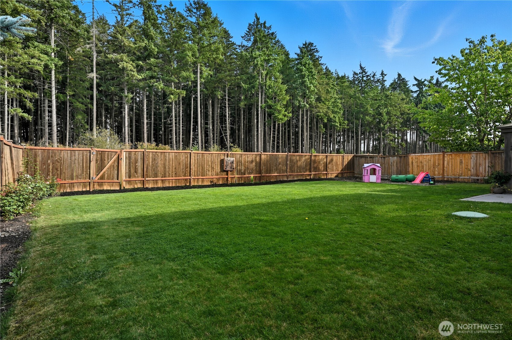 23401 79th Avenue East Graham, WA 98338 - Photo 36 of 38