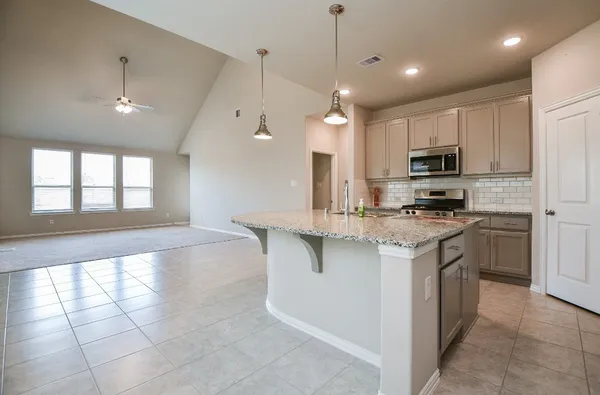 $2,800 | 15219 Stuart Bat Cave Lane, Cypress, TX 77433