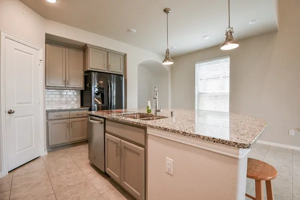 $2,800 | 15219 Stuart Bat Cave Lane, Cypress, TX 77433