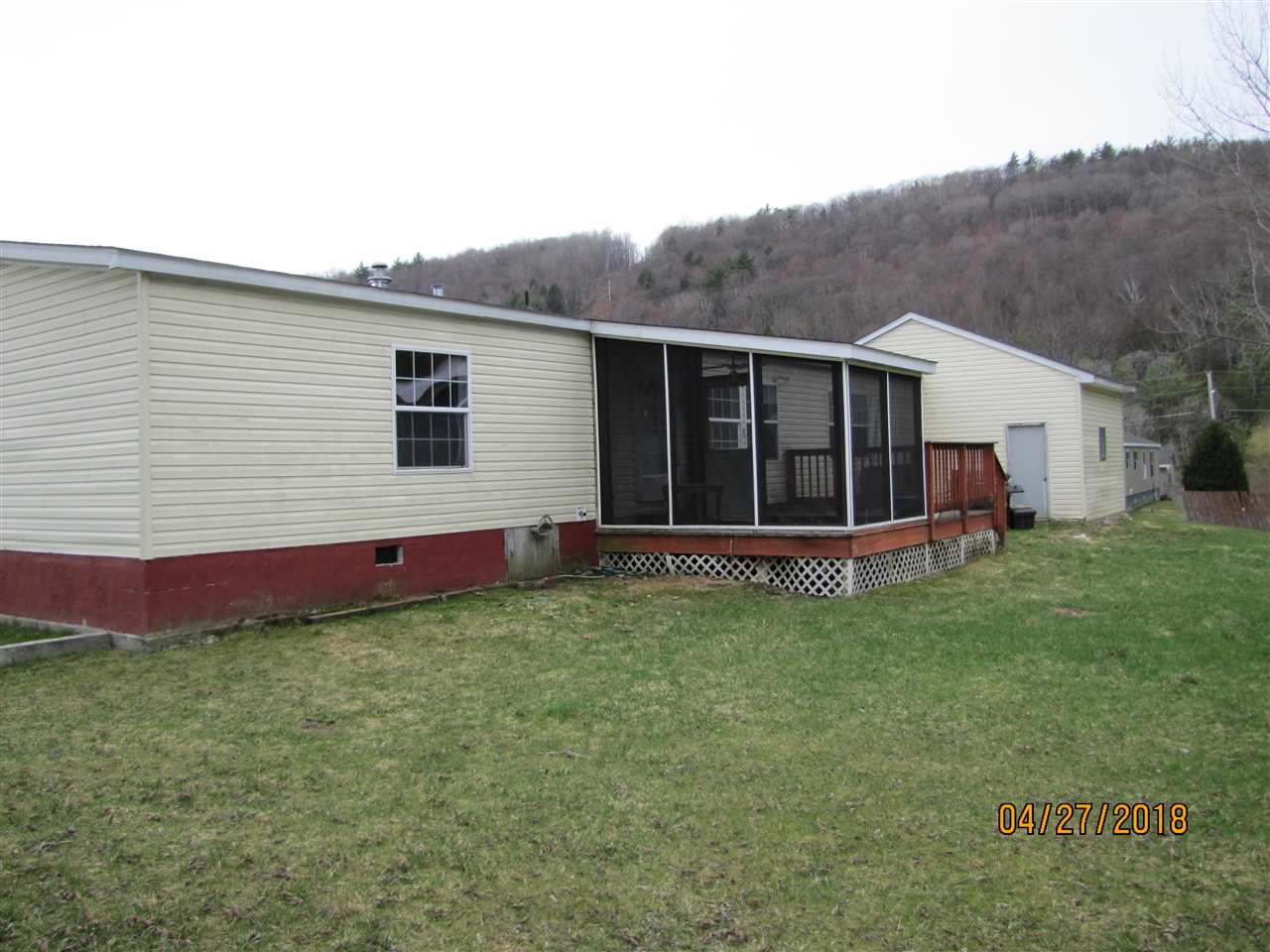 46 Larry Lane Proctor, VT 05765 - Photo 3 of 38 Gallery Image 3