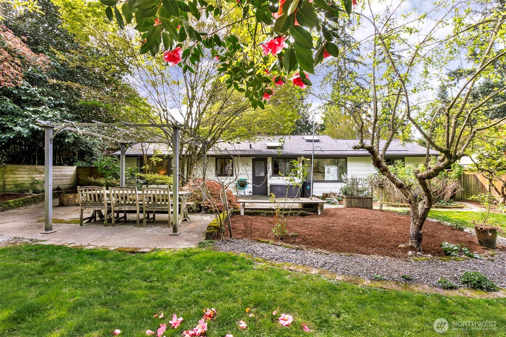 116 Northwest 130th Street Seattle, WA 98177 - Photo 20 of 29