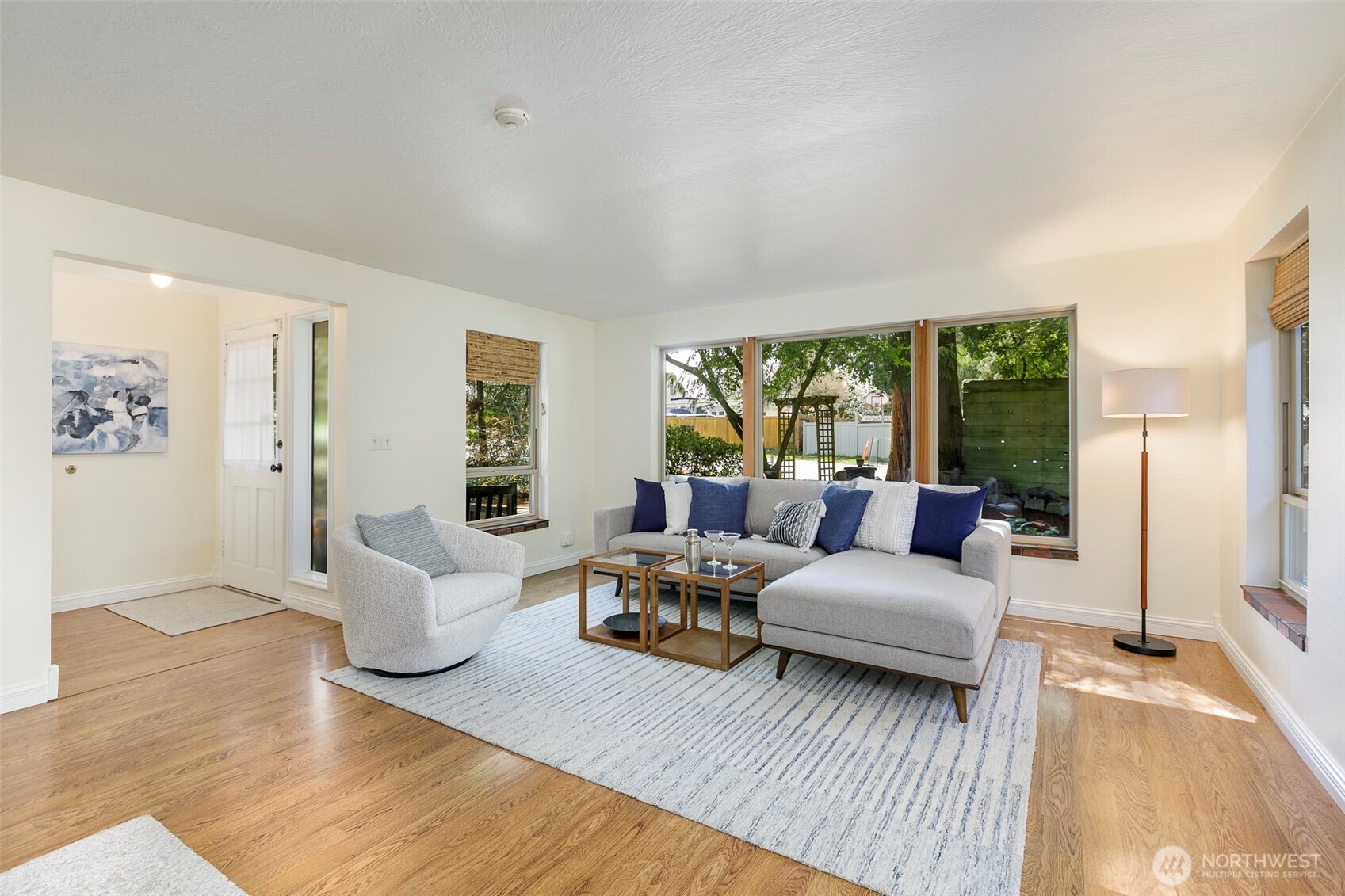116 Northwest 130th Street Seattle, WA 98177 - Photo 4 of 29