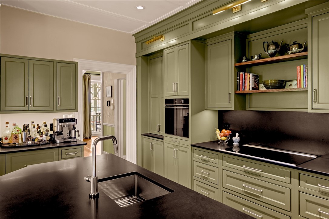 291 High Street Bristol, RI 02809 - Photo 13 of 41 Combi-steam oven, induction w/downdraft