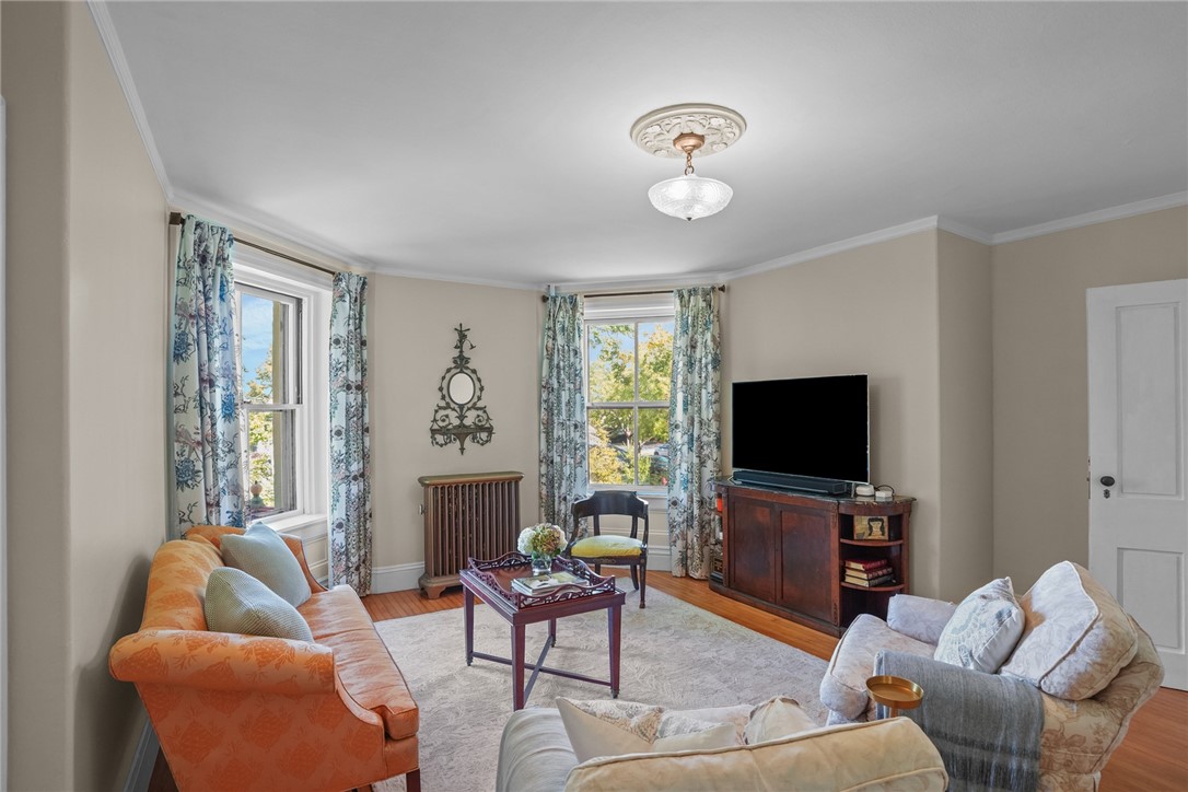 291 High Street Bristol, RI 02809 - Photo 18 of 41 2nd floor grand sized bedroom/sitting room