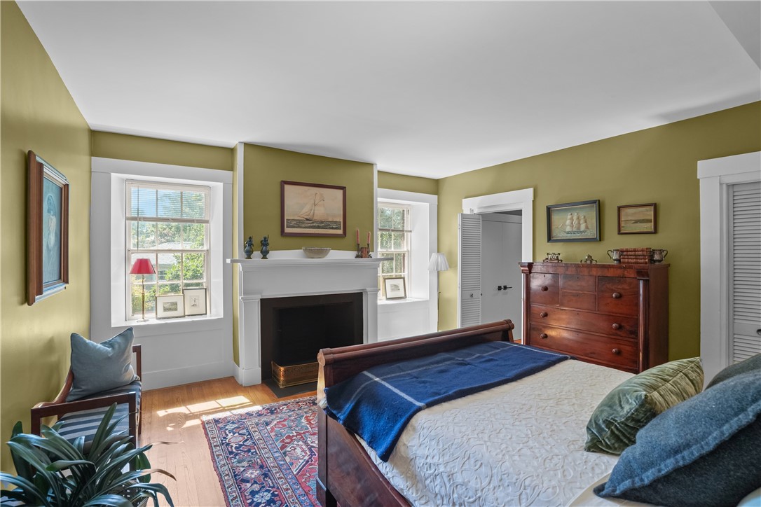291 High Street Bristol, RI 02809 - Photo 20 of 41 Ralph Lauren style bedroom/suite