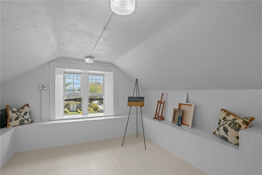 291 High Street Bristol, RI 02809 - Photo 31 of 41 Fun space perfect for bunk room