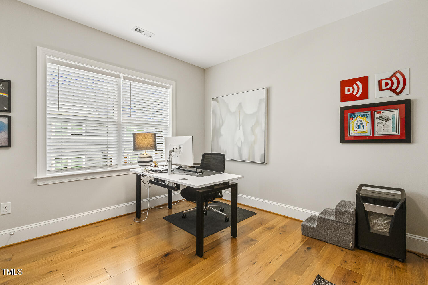504 Heather Drive Raleigh, NC 27606 - Photo 41 of 48 054