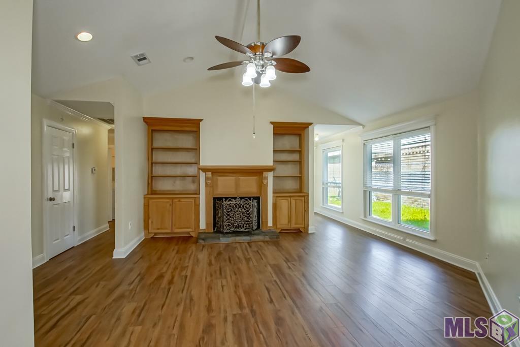 2331 Torrey Pine Drive Baton Rouge, LA 70816 - Photo 4 of 22