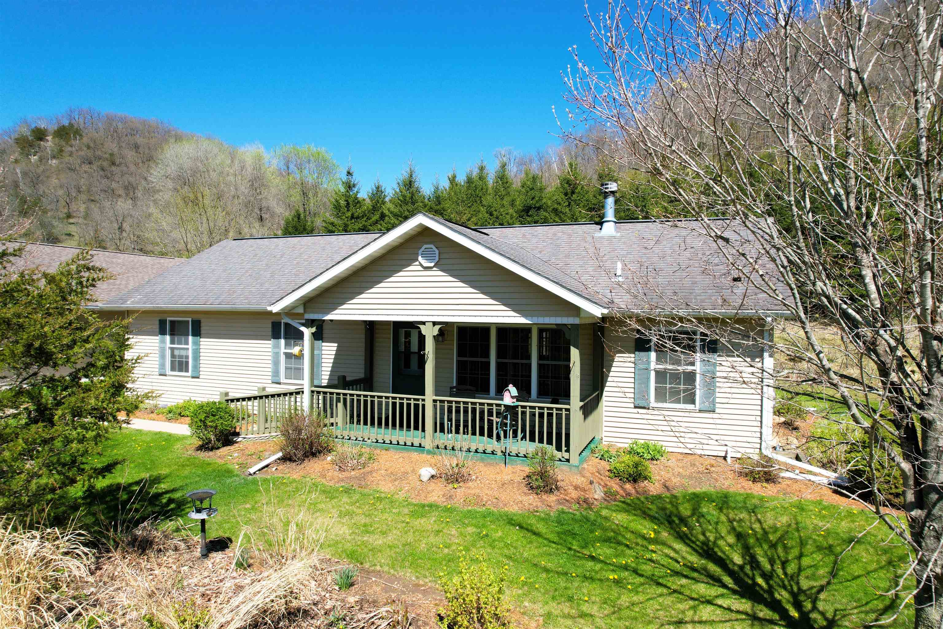41498 South Sleepy Hollow Road Gays Mills, WI 54631 - Photo 2 of 61