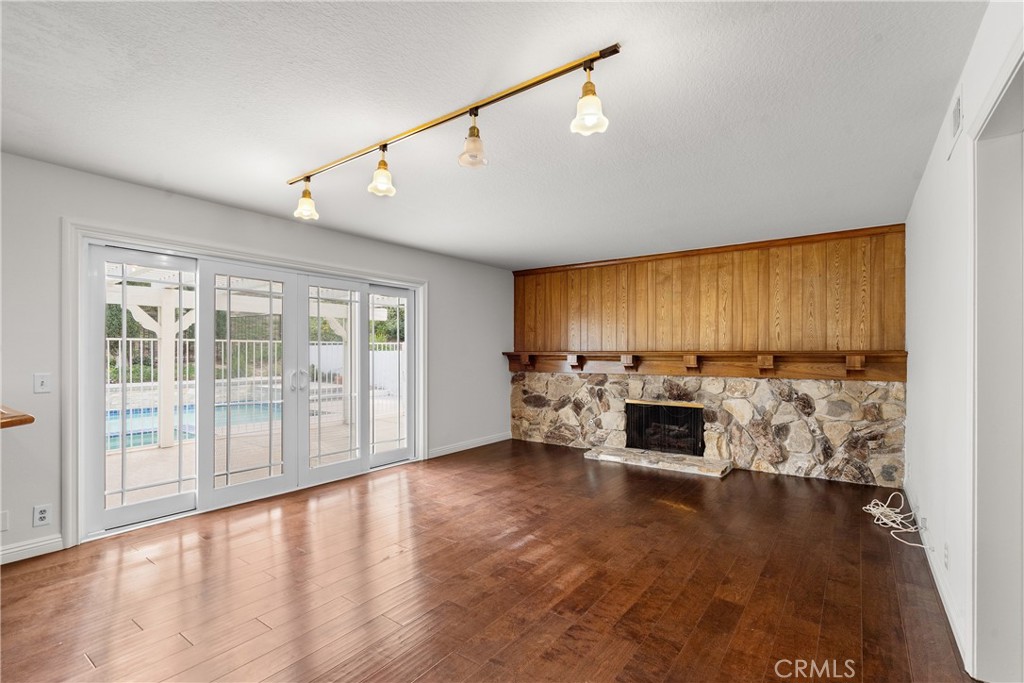 11861 Darby Avenue Porter Ranch, CA 91326 - Photo 20 of 47