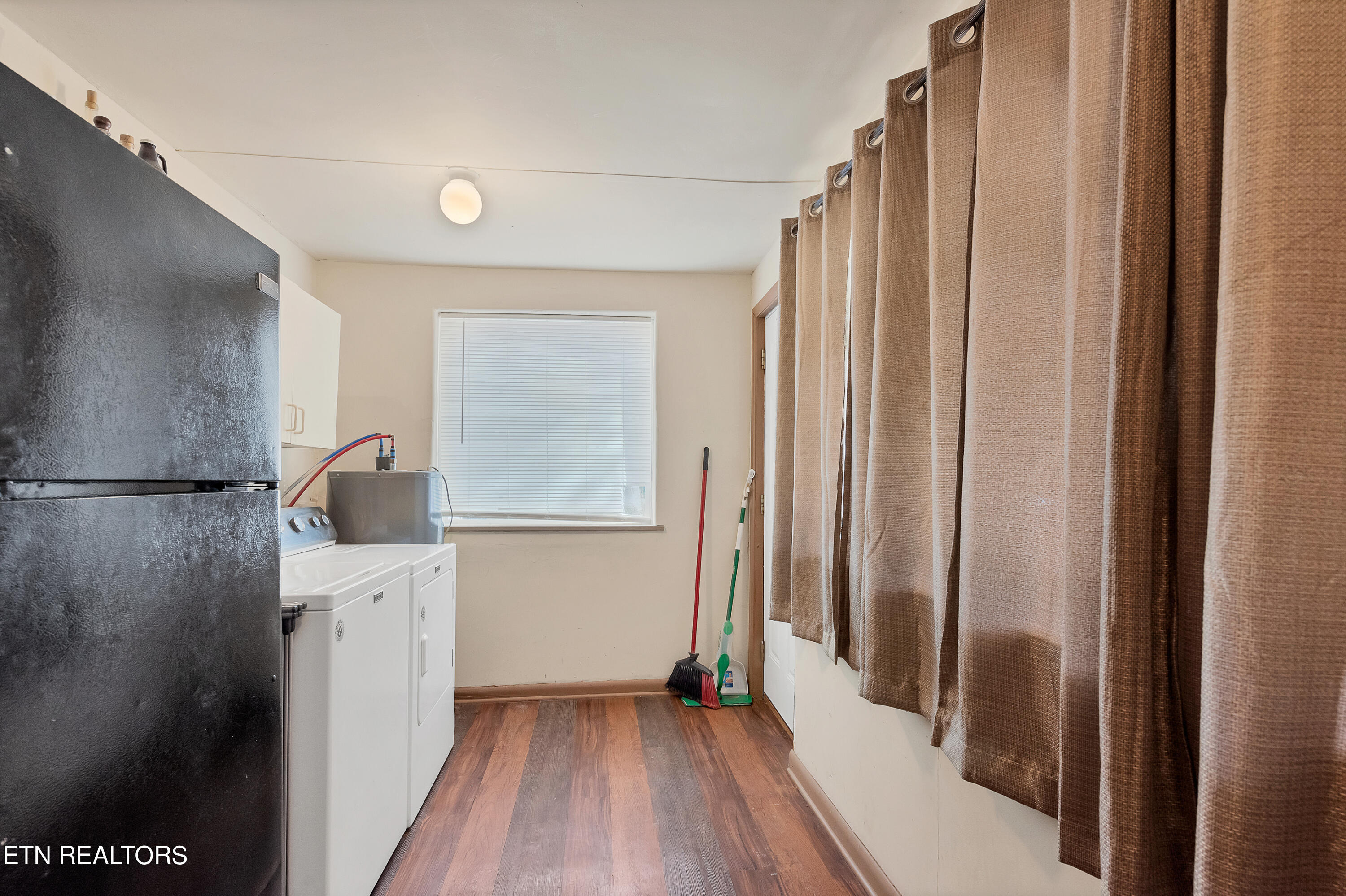 4100 Schaad Road Knoxville, TN 37921 - Photo 20 of 24 Laundry Area