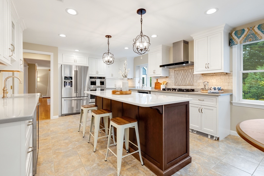 134 Reed Farm Road Boxborough, MA 01719 - Photo 8 of 42