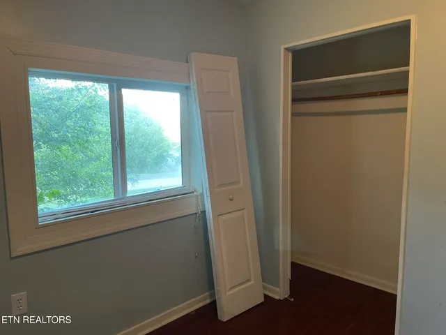 $249,900 | 4656 Singleton Station Road, Louisville, TN 37777