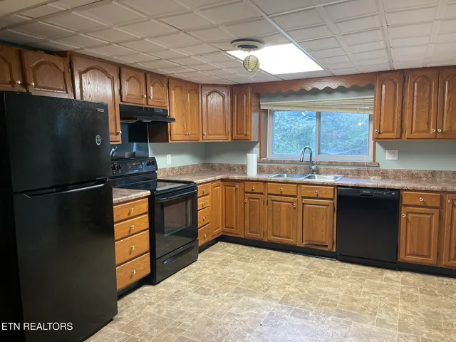 $249,900 | 4656 Singleton Station Road, Louisville, TN 37777