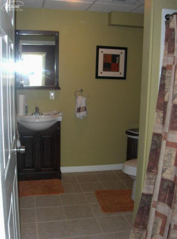 10031 West Stanley Road Flushing, MI 48433 - Photo 19 of 20 20185532-18.JPG