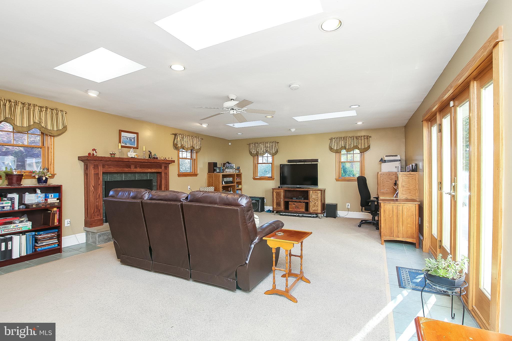 110 Forest Road Cherry Hill, NJ 08034 - Photo 10 of 42