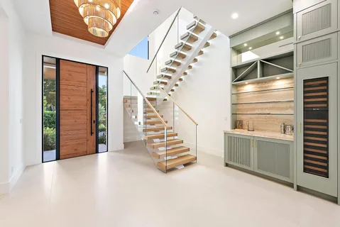 $8,000,000 | 247 Seville Road, West Palm Beach, FL 33405