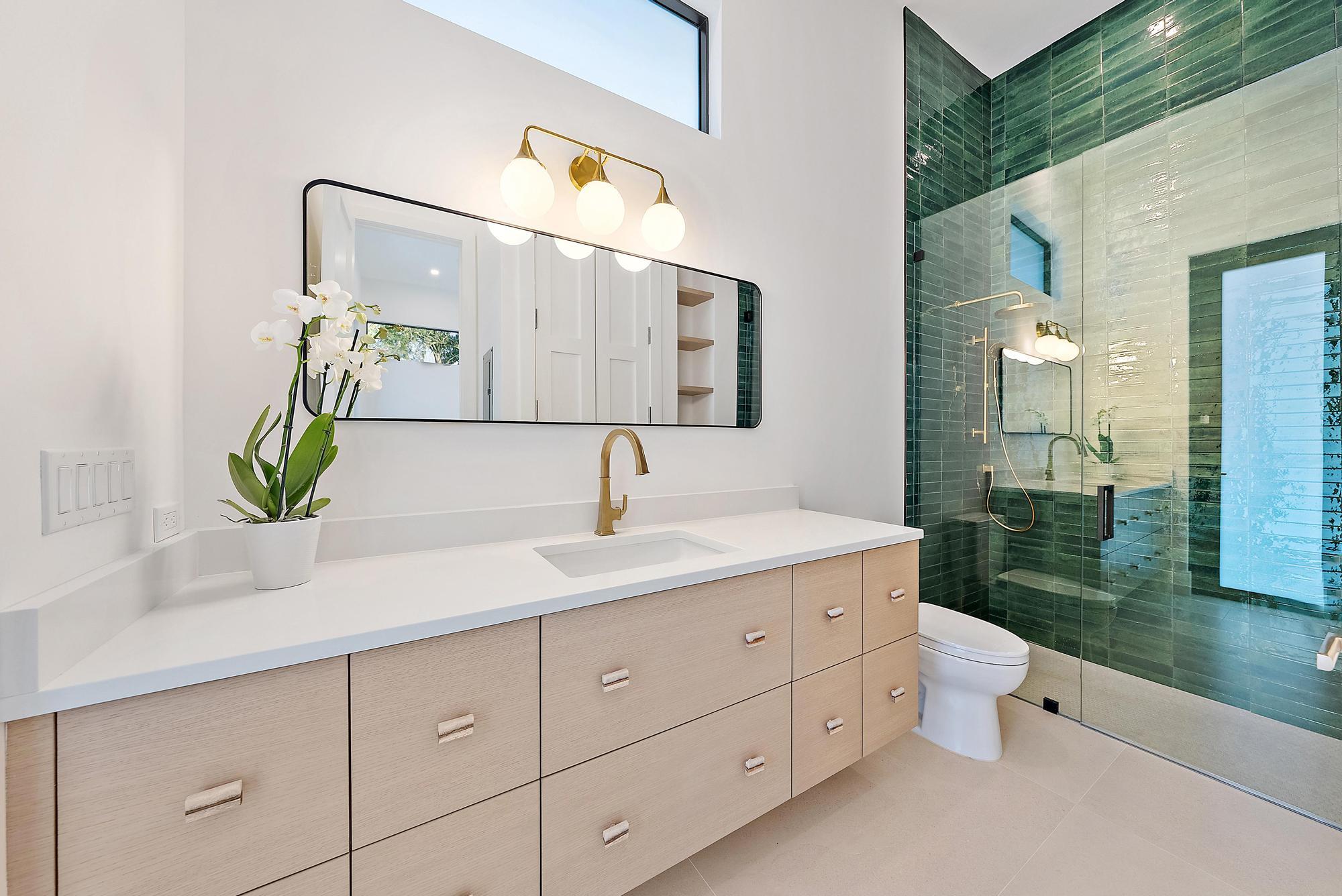 247 Seville Road West Palm Beach, FL 33405 - Photo 27 of 48 26-247 Seville Rd-18