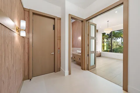 $8,000,000 | 247 Seville Road, West Palm Beach, FL 33405