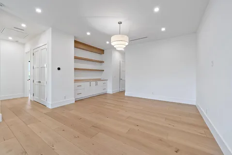 $8,000,000 | 247 Seville Road, West Palm Beach, FL 33405