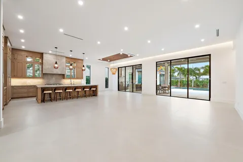 $8,000,000 | 247 Seville Road, West Palm Beach, FL 33405