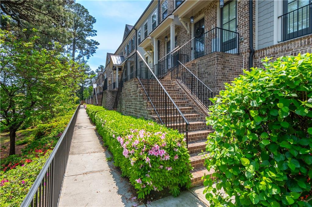 3575 Parkside Way Brookhaven, GA 30319 - Photo 8 of 48