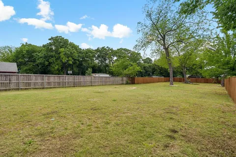 $525,000 | 416 South Elm Street, Sherman, TX 75090