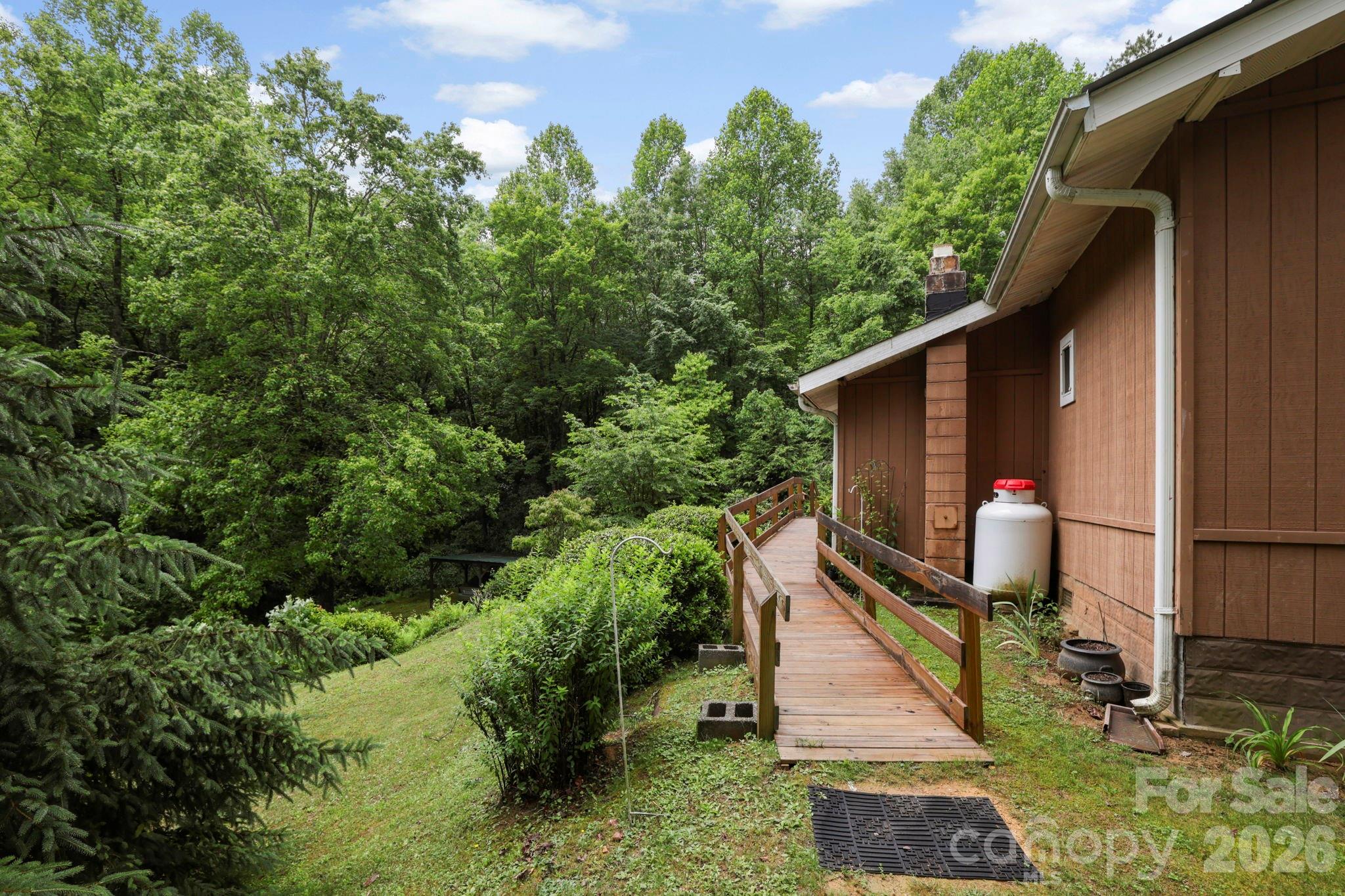 153 South Gray Fox Road, Unit 5 Rosman, NC 28772 - Photo 4 of 33