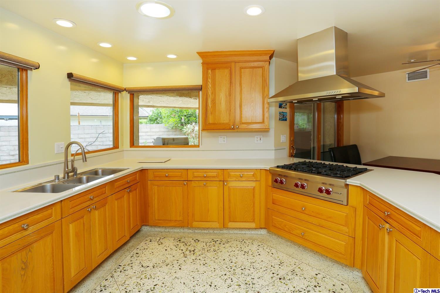 1412 Valley View Road, Unit 1 Glendale, CA 91202 - Photo 26 of 76